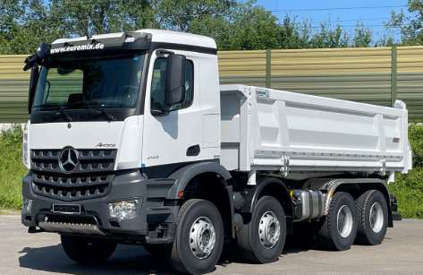 Six-wheel truck